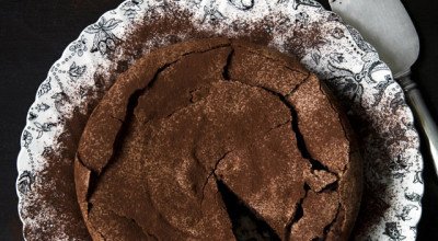 muddiest-chocolate-vodka-mud-cake_tanya-zouev